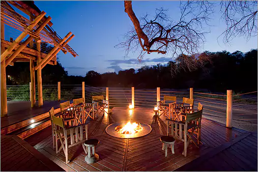 Rhino Post SAfari Lodge