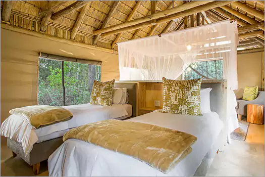 Bateleur SAfari Camp