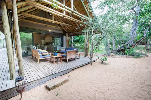 Bateleur SAfari Camp