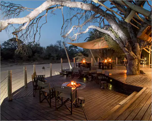 Rhino Post SAfari Lodge in a private concession of the Kruger Park Rhino Post SAfari Lodge